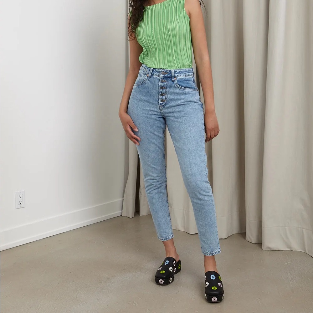 Decade Studio Pamela Jean